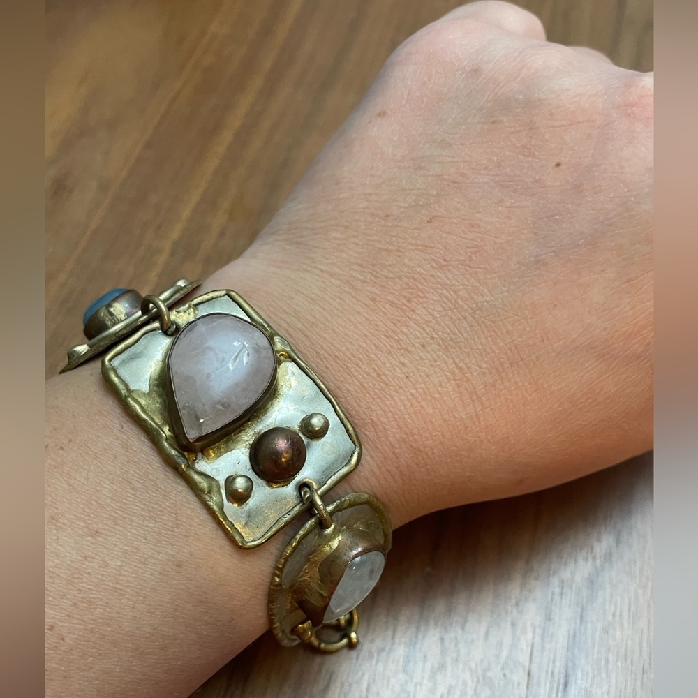 Stunner! Brutalist mixed metals with genuine semi precious gemstones bracelet. - Picture 3 of 10